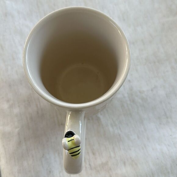 Bee-Themed White Mug - Picture 4 of 6